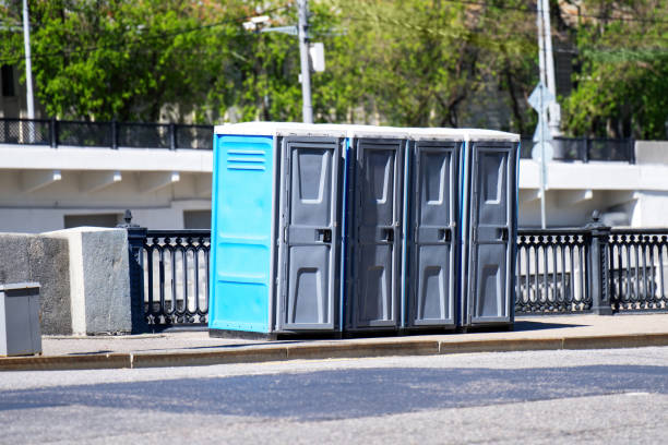Best Portable bathroom rental  in Oak Harbor, OH